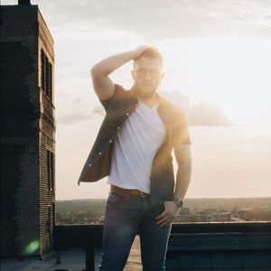 Meet your Posher, Josiah